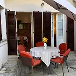 Casa מלון דירות 3*