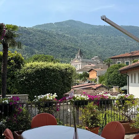 Casa 3*